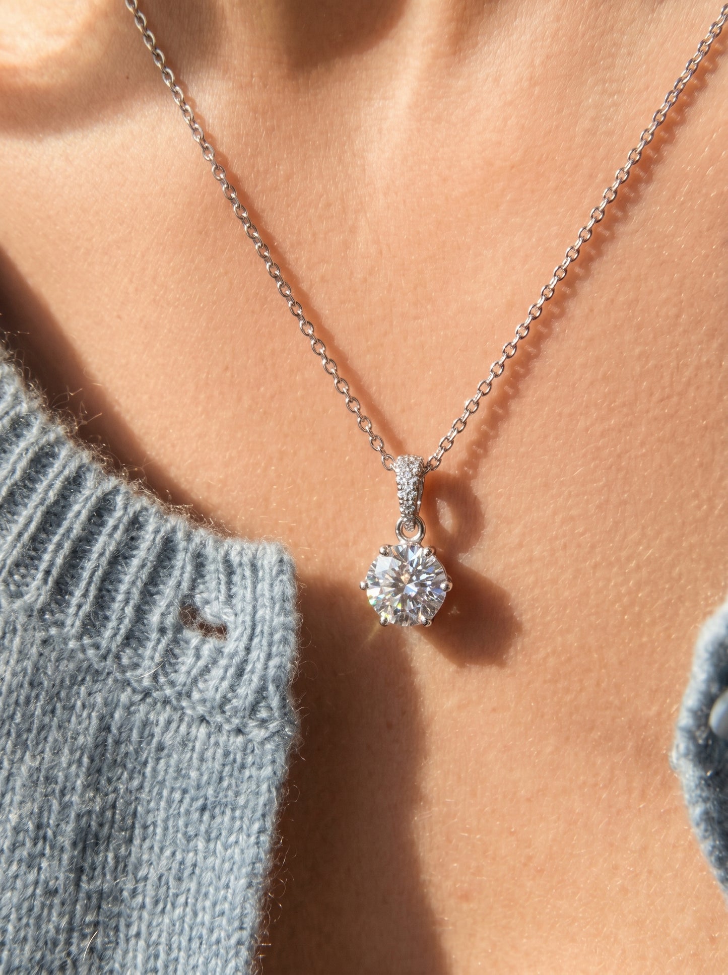 Dazzle Zircon Necklace