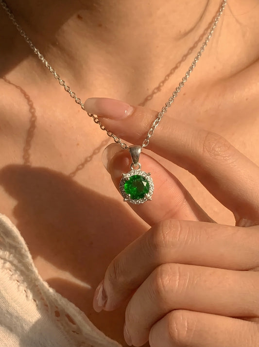 Green Glow Necklace