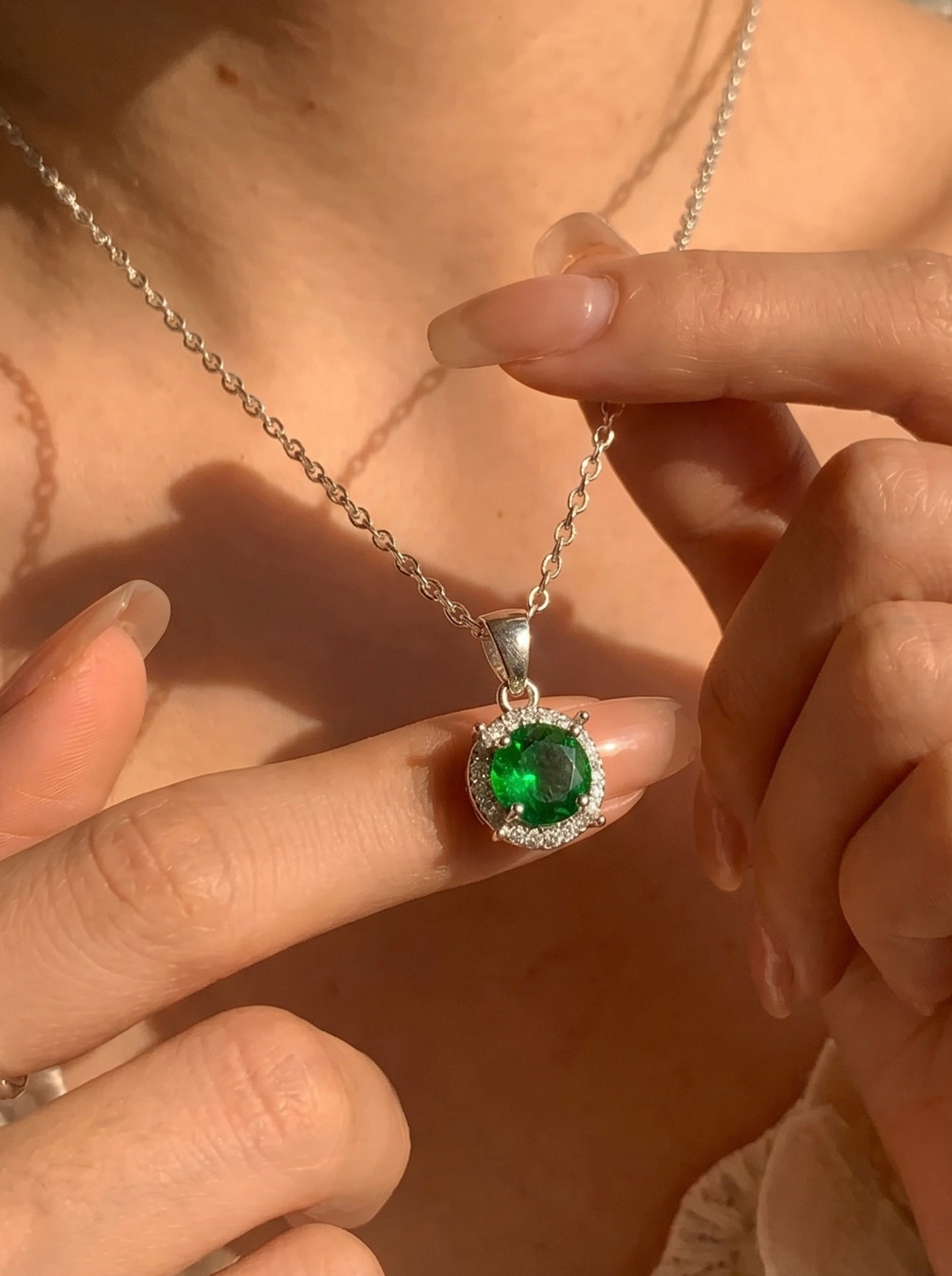 Green Glow Necklace