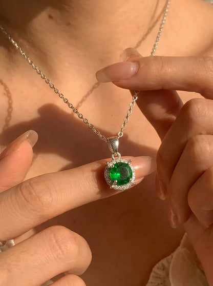 Green Glow Necklace