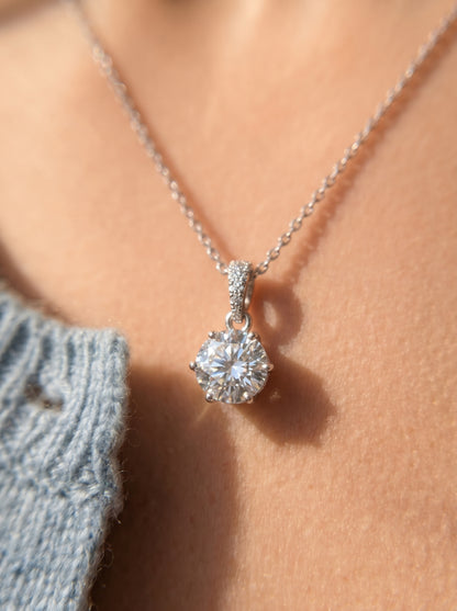 Dazzle Zircon Necklace