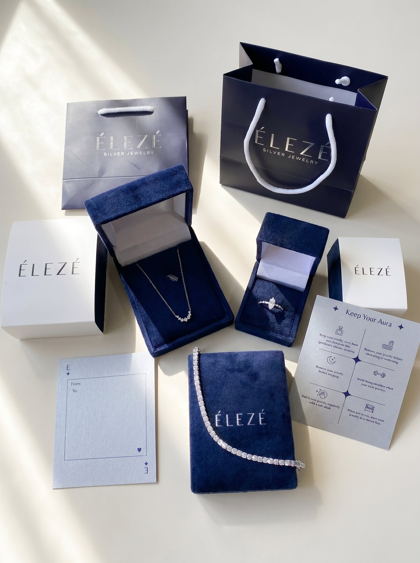 Amour Lumière Necklace