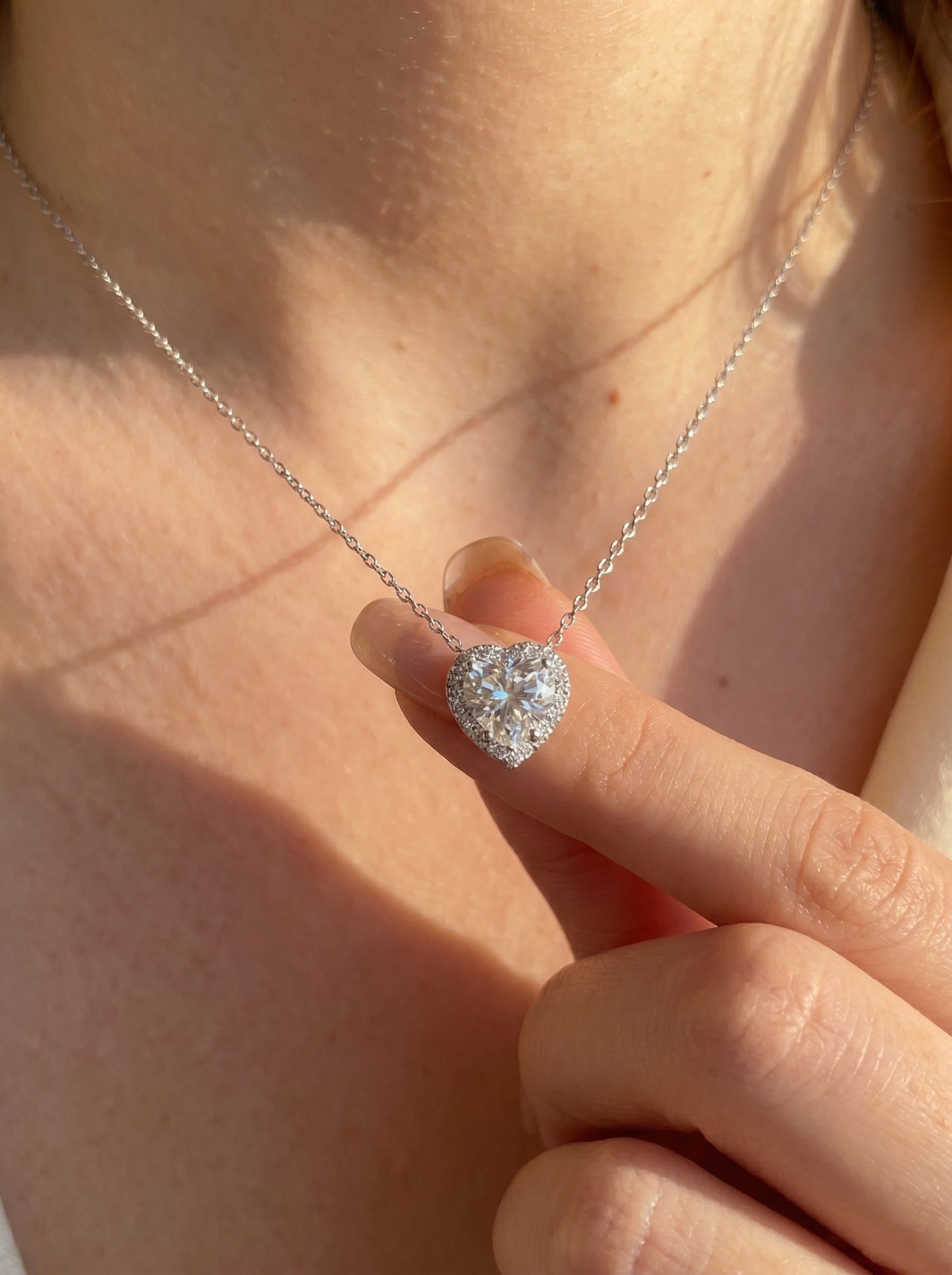 Amour Lumière Necklace