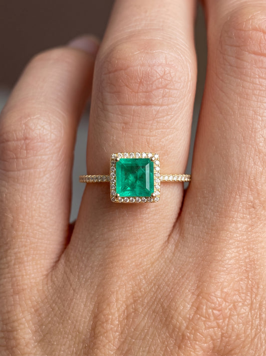 Emerald Halo Ring