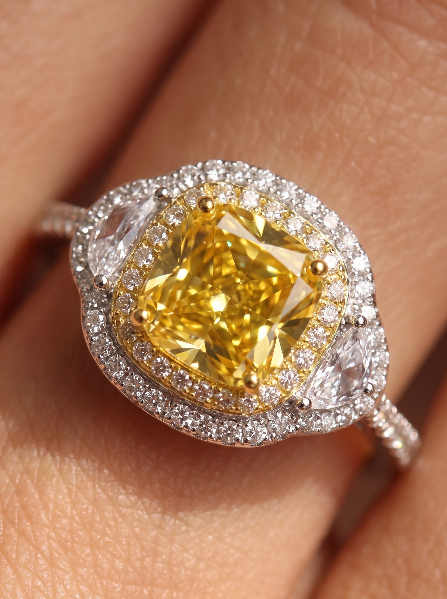 Golden Aura Ring