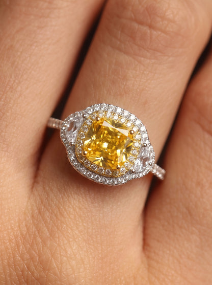 Golden Aura Ring
