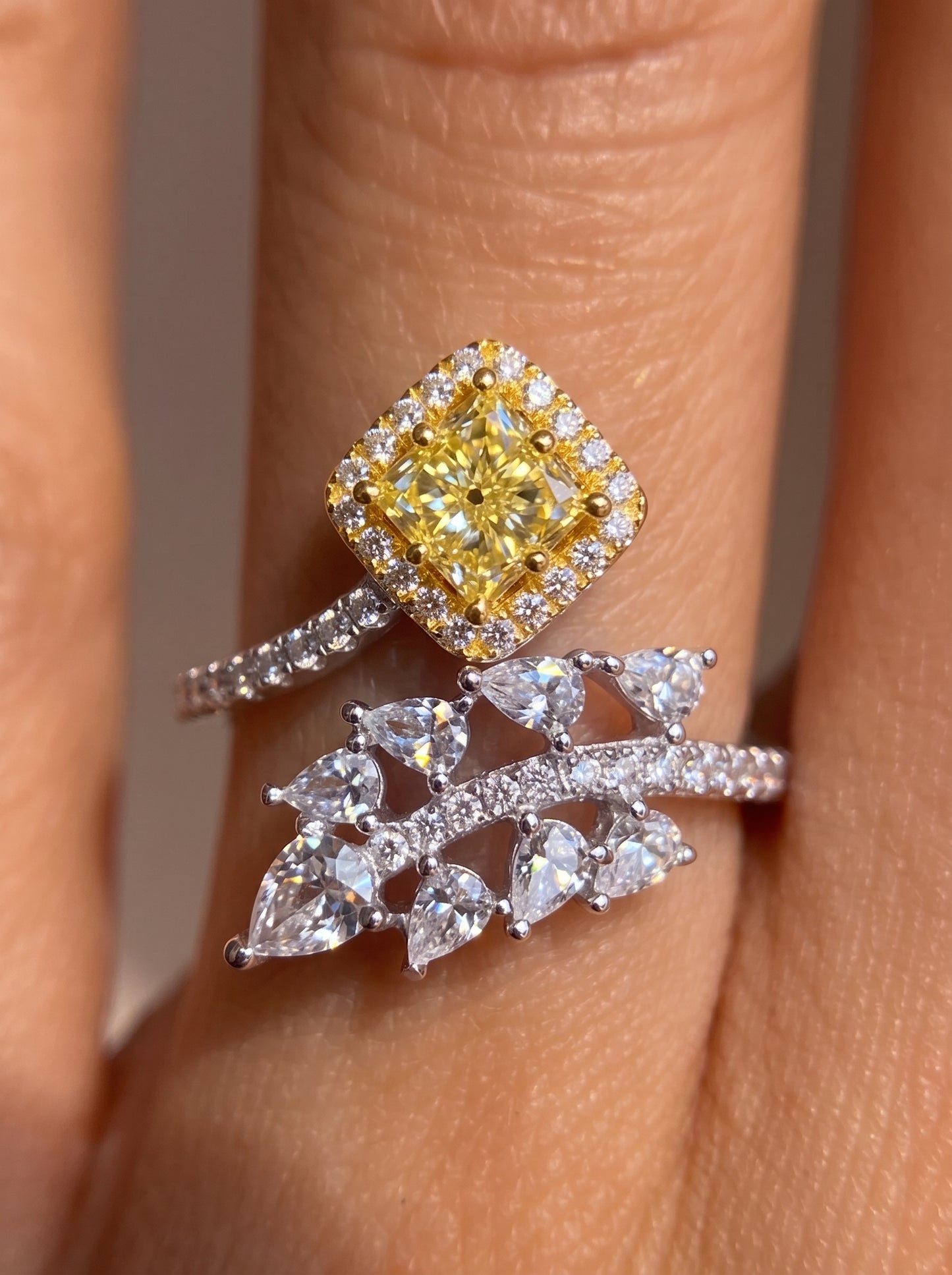 Lemonade Radiance Adjustable Ring