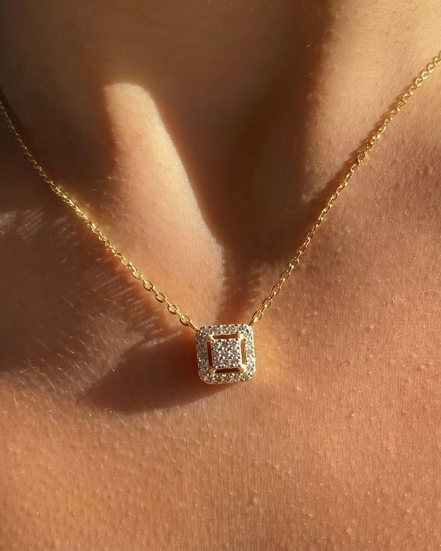 Squared Necklace Gold Plated