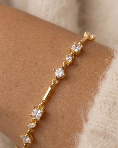 Fizzy Zircon Stones Bracelet Gold Plated