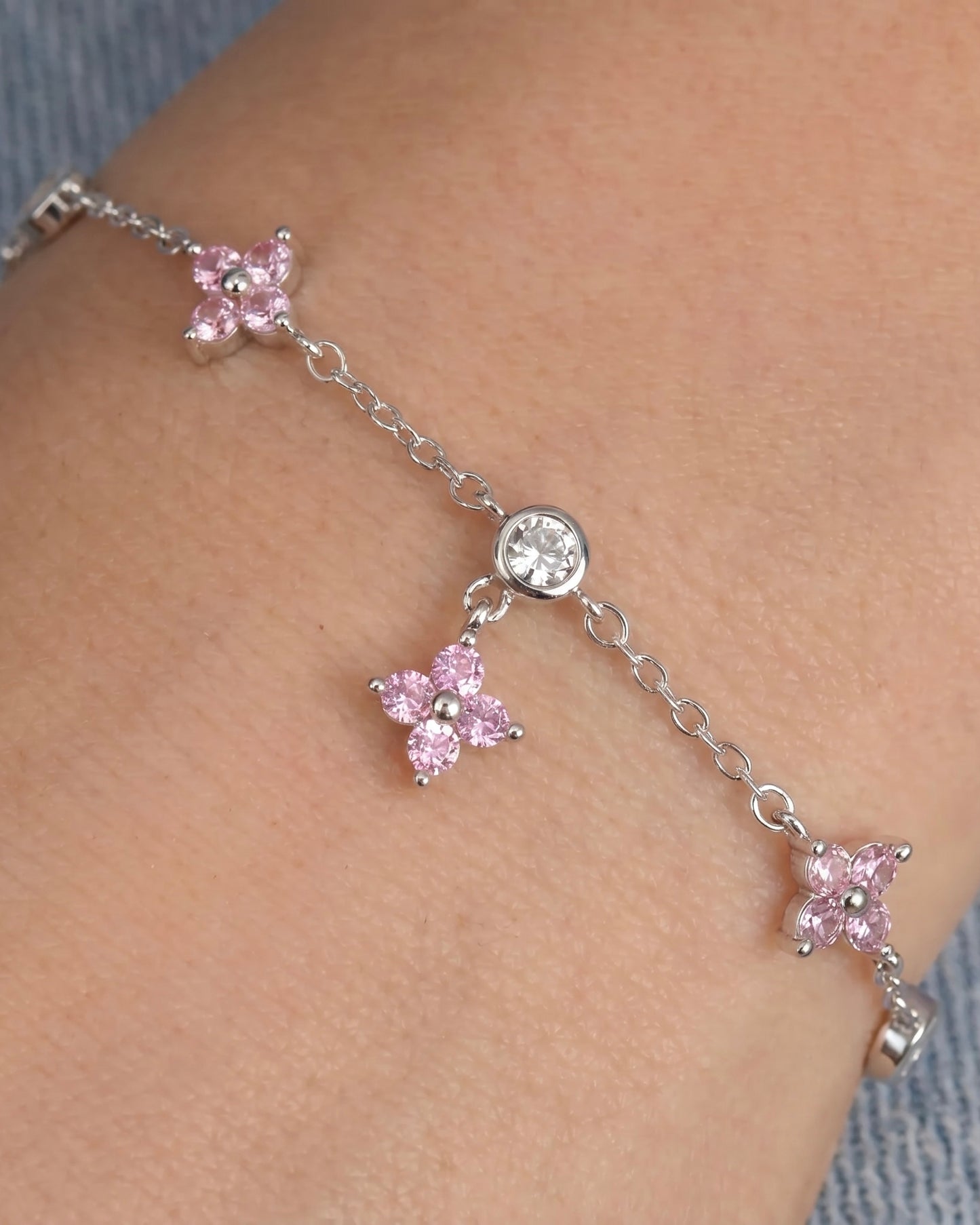5 Dazzle Pink Flowers Bracelet