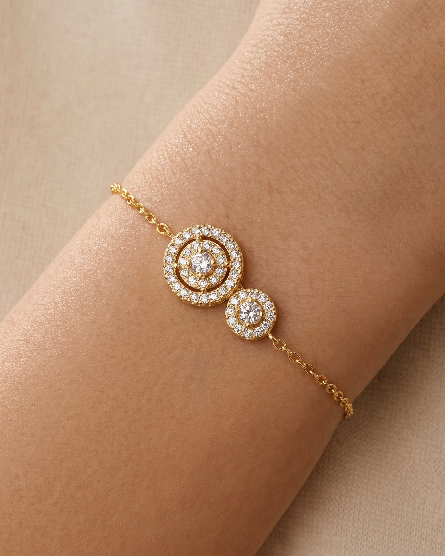 2 Bloom Circles Bracelet Gold Plated