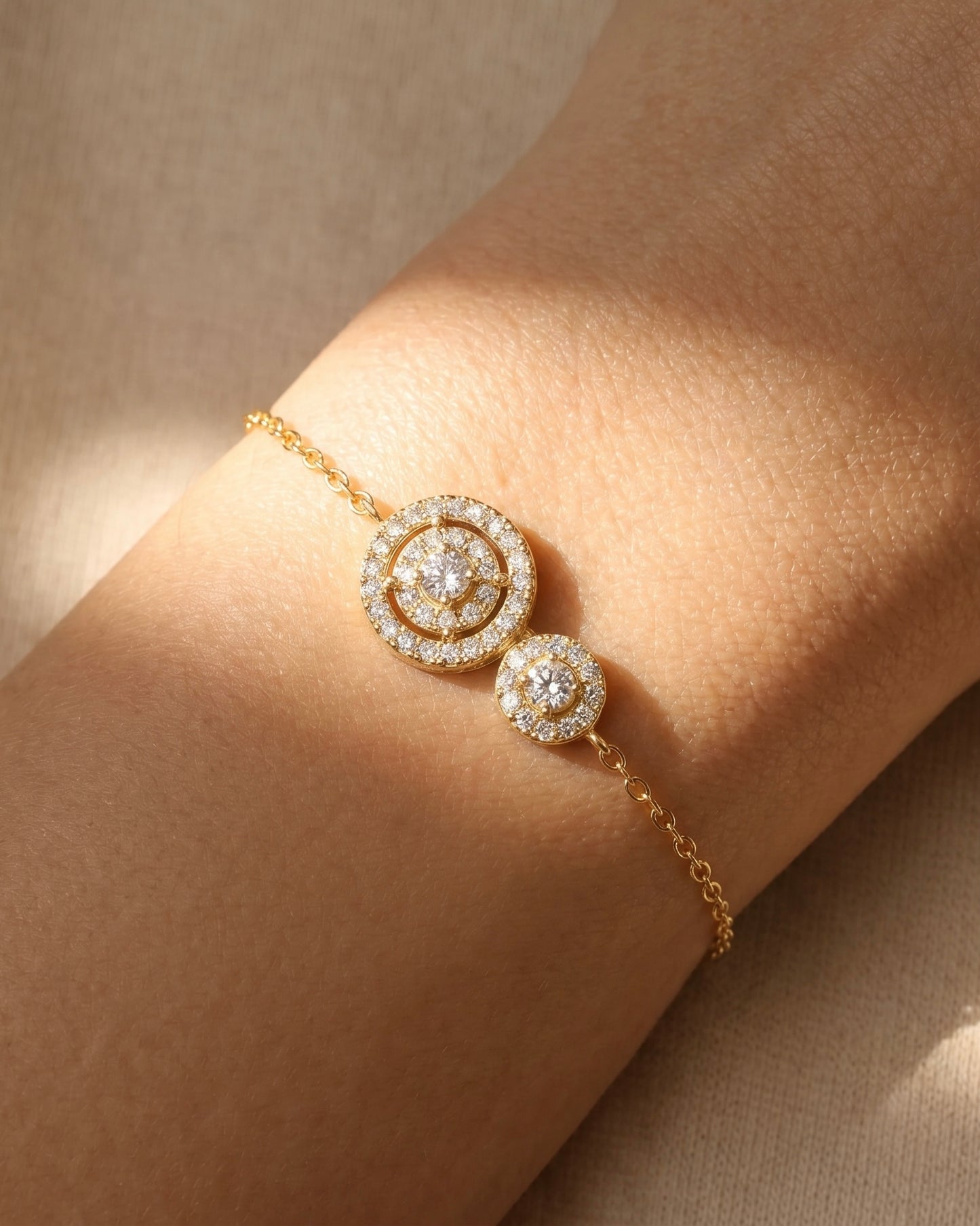 2 Bloom Circles Bracelet Gold Plated