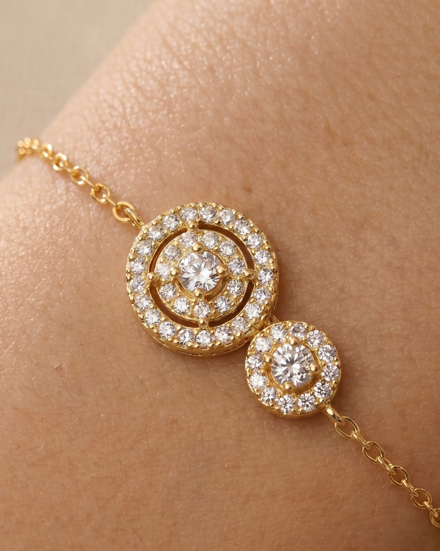 2 Bloom Circles Bracelet Gold Plated